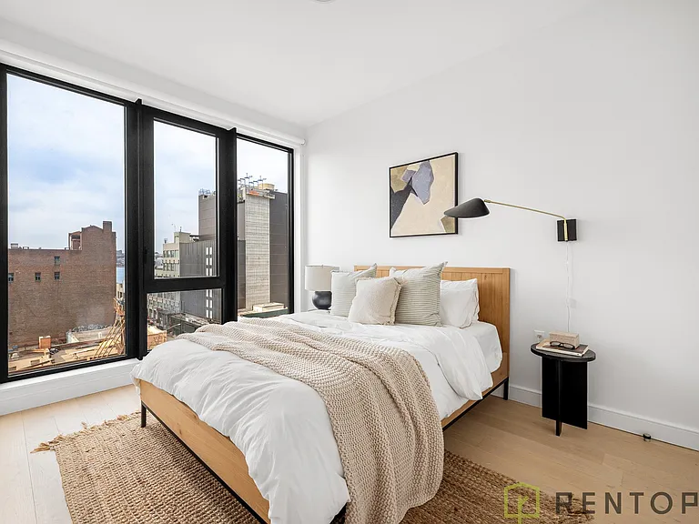 622 11th Ave #1006 — Photo 4