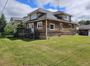 195 Prospect St, Ishpeming, MI 49849
