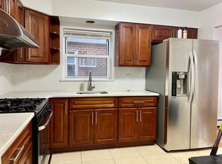 5711 163rd St FLOOR 2, Fresh Meadows, NY 11365