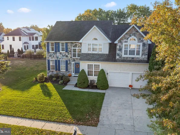 109 Delaware Xing, Woolwich Township, NJ 08085