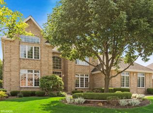 22821 Sun River Dr, Frankfort, IL 60423
