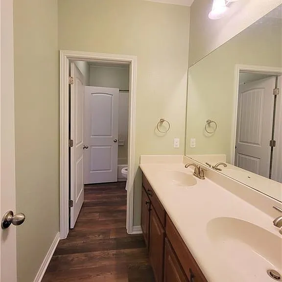 4601 Rolling Water Dr — Photo 16