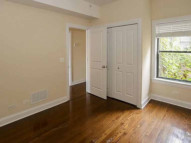3709 N Wilton Ave #2 — Photo 8
