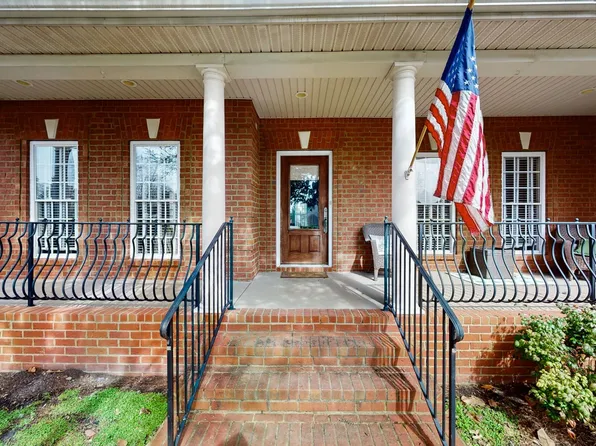 1718 Ironwood Ct, Murfreesboro, TN 37129