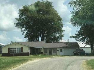 6198 N Melrose Rd, Martinsville, IL 62442