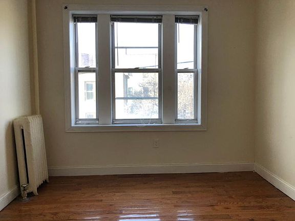 2nd image of 266 Monticello Ave APT 8