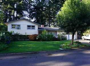 17655 NE Flanders St, Portland, OR 97230