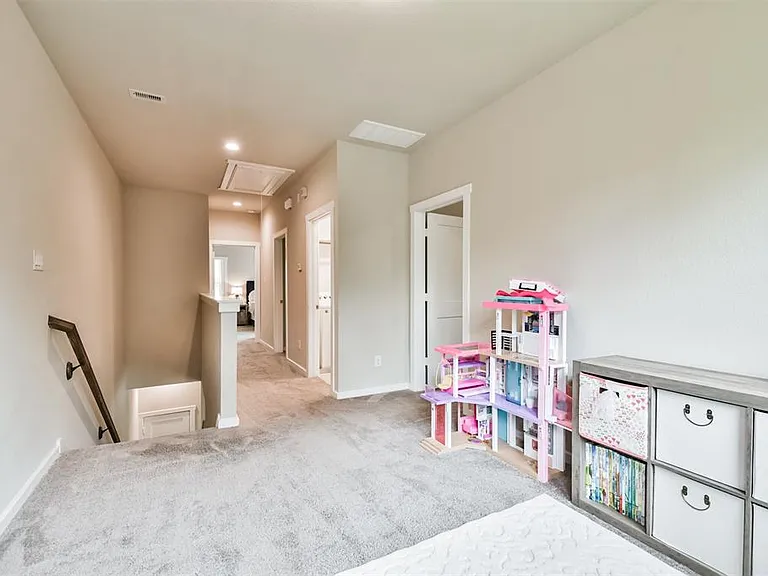 227 S Spotted Fern Dr — Photo 21