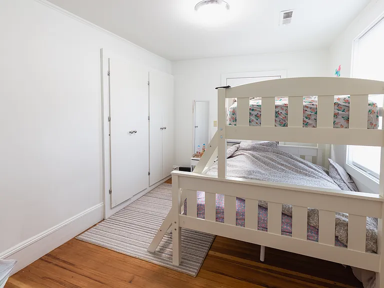 176 Court St #8 — Photo 5
