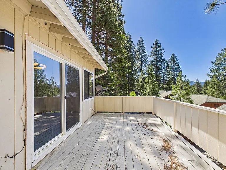 317 Cottonwood Ct — Photo 11