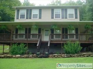 1174 Snow Hill Rd, Oakdale, TN 37829