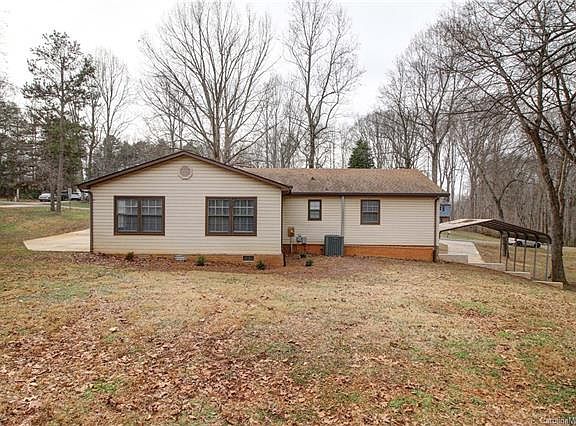 4th image of 110 Partridge Hill Ln