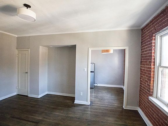 5th image of 729 S Saint Andrews Pl APT 303