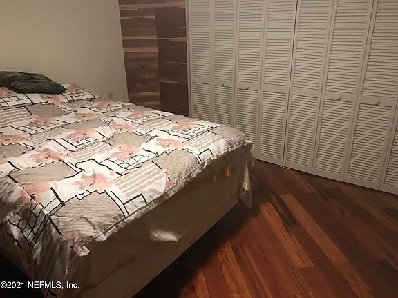 4th image of 1071 Edgewood Ave S APT 202