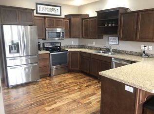 213 6th St SW, Tioga, ND 58852
