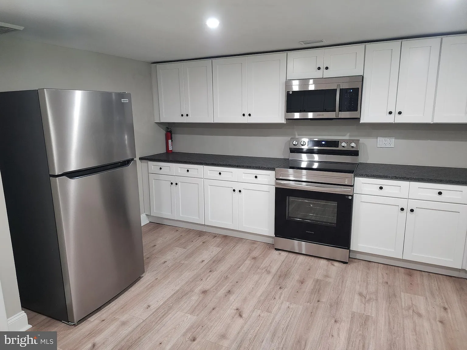 4 bed, 1450 sqft, $2,000 — Photo 1