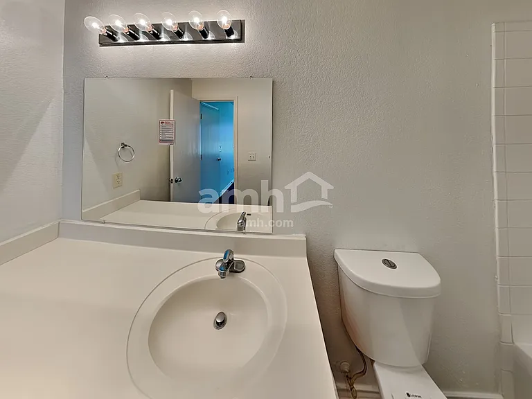 7827 Copper Holw — Photo 12