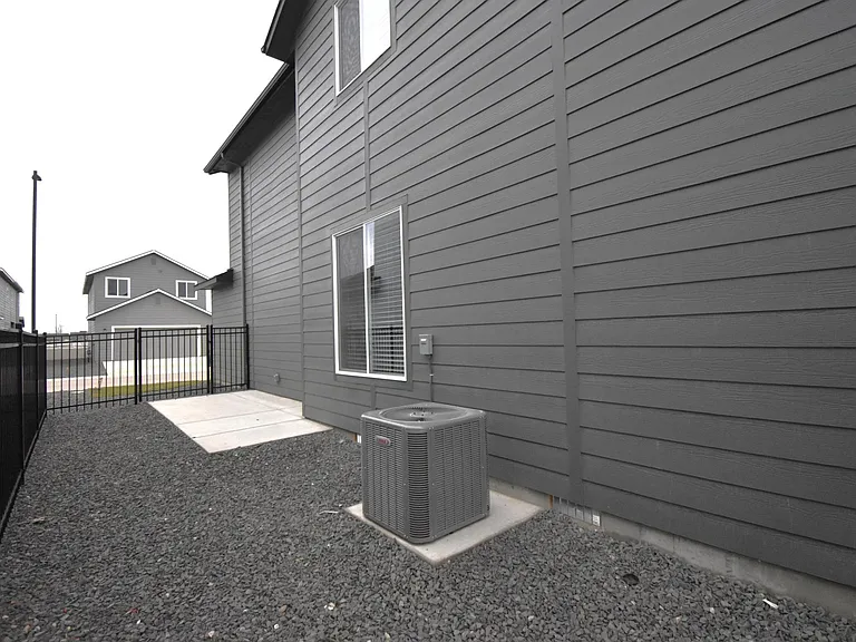 5122 W Milano St — Photo 15