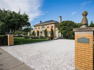 1 Adm Kalbfus Rd, Newport, RI 02840