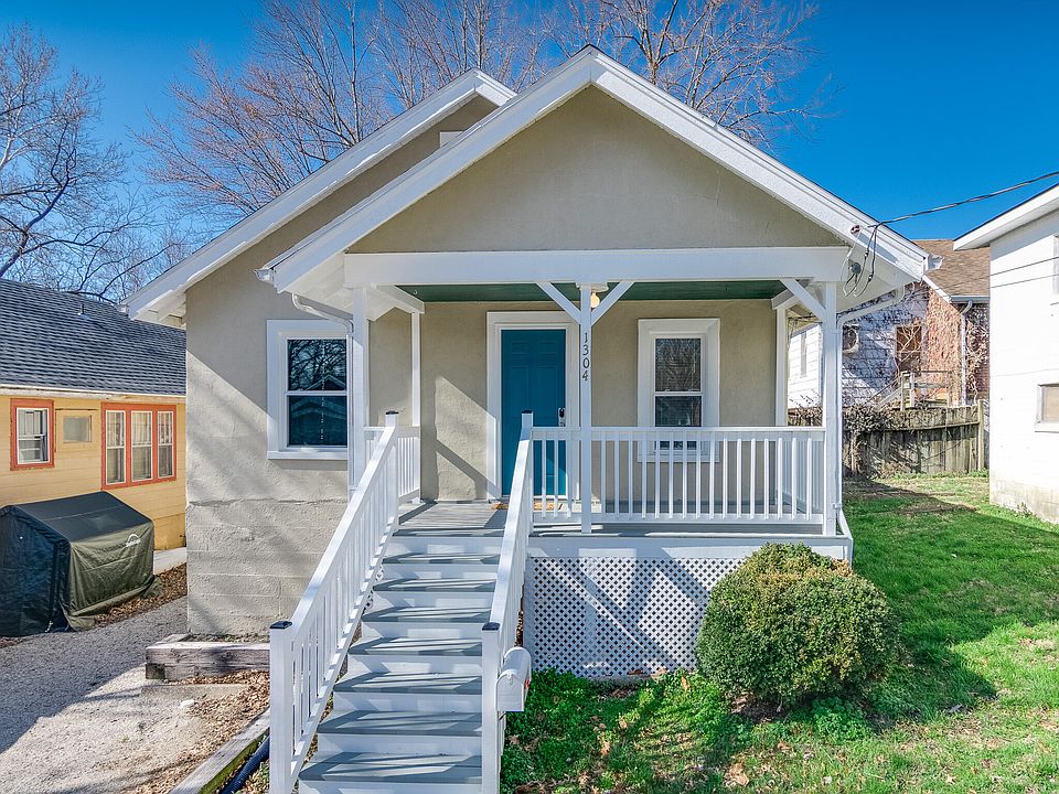 1st image of 1304 Cottage Ln