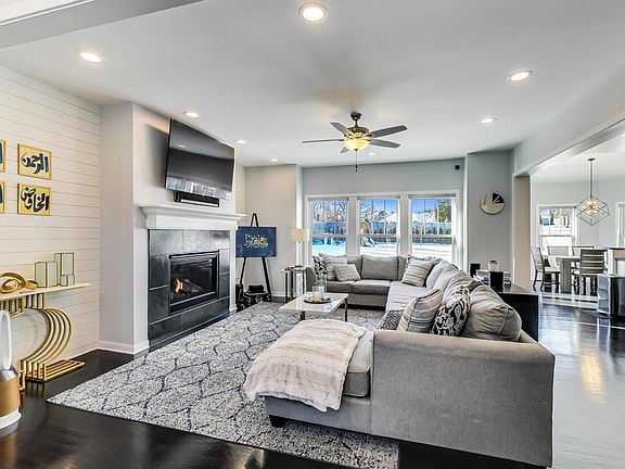 5th image of 10S330 Oneill Dr