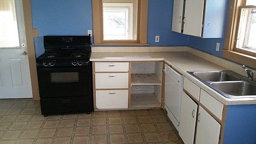 5th image of 3737 30th St SW