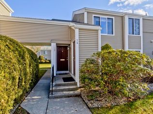 72 Nassau Dr UNIT 72, Springfield, MA 01129