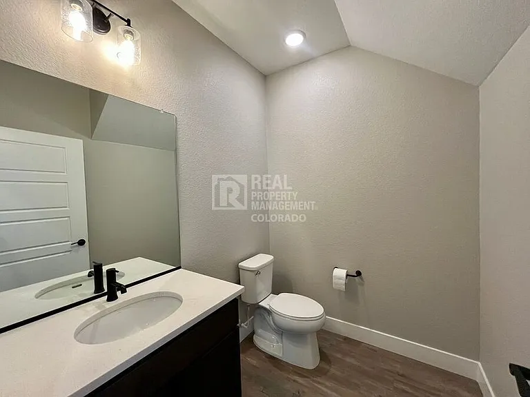 10108 62nd Ave — Photo 7