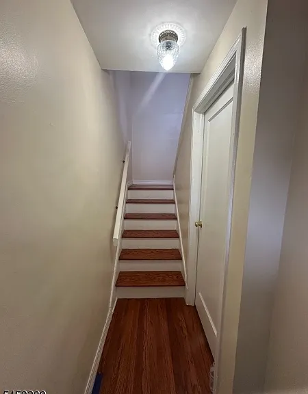 722 Audrey Dr — Photo 4