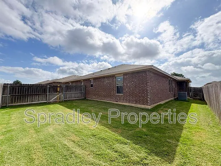 1574 Brady Way — Photo 13