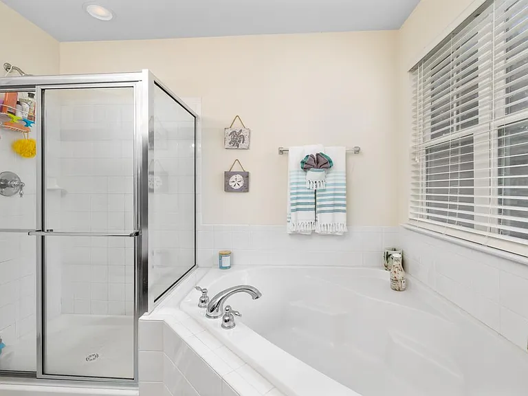 131 Wirks Worth Cir — Photo 16