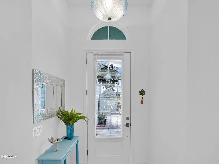 819 Coral Reef Way — Photo 2