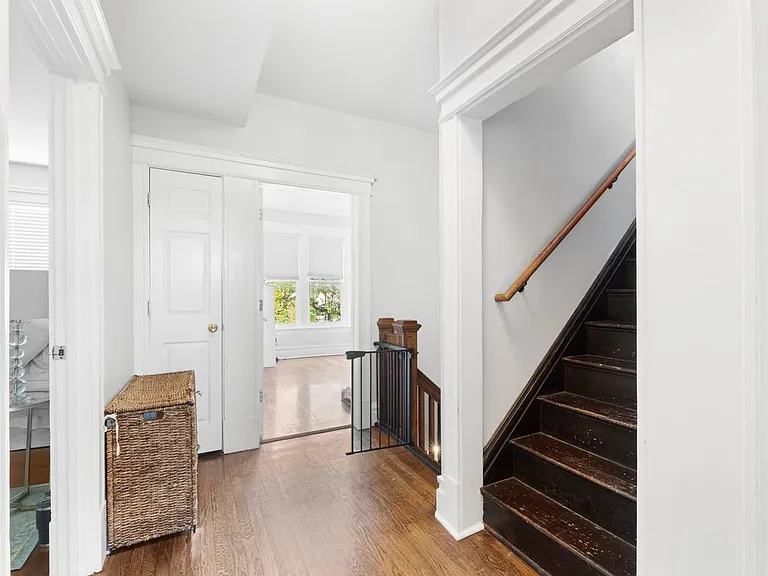 5783 Waterman Blvd — Photo 15