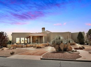 5370 Superstition Dr, Las Cruces, NM 88011