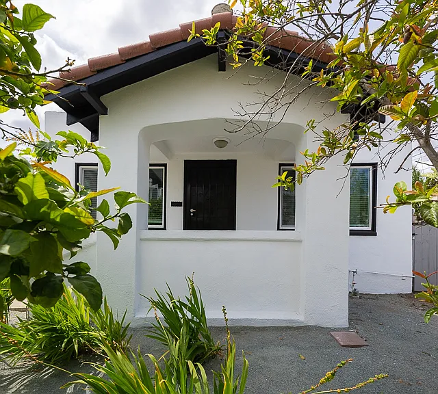 2631 Collier Ave — Photo 7
