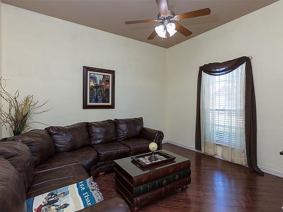 4th image of 1512 Salado Trl