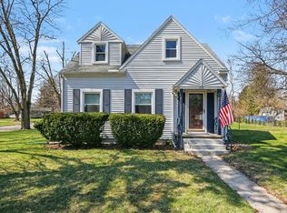 118 Gibson St, Clinton, MI 49236