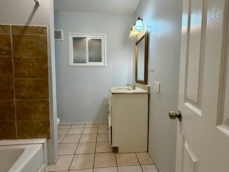 424 S Avenue 56 #424 — Photo 14