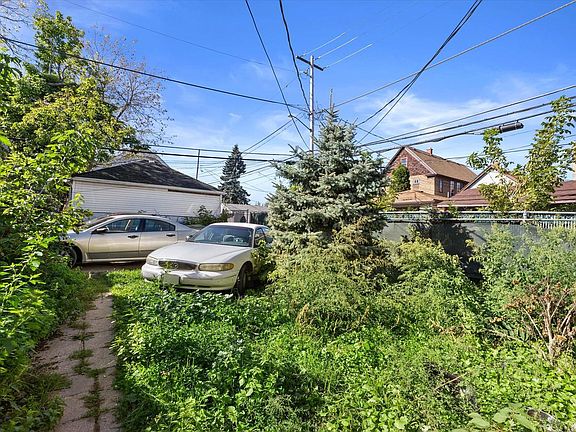 4th image of 2319 S 17th STREET