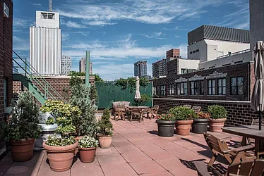 Sold by Luminous Realty