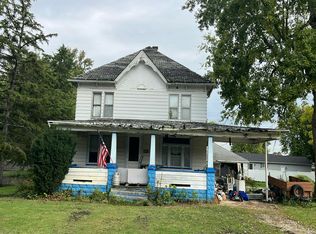 140 E Genessee St, Leland, IL 60531