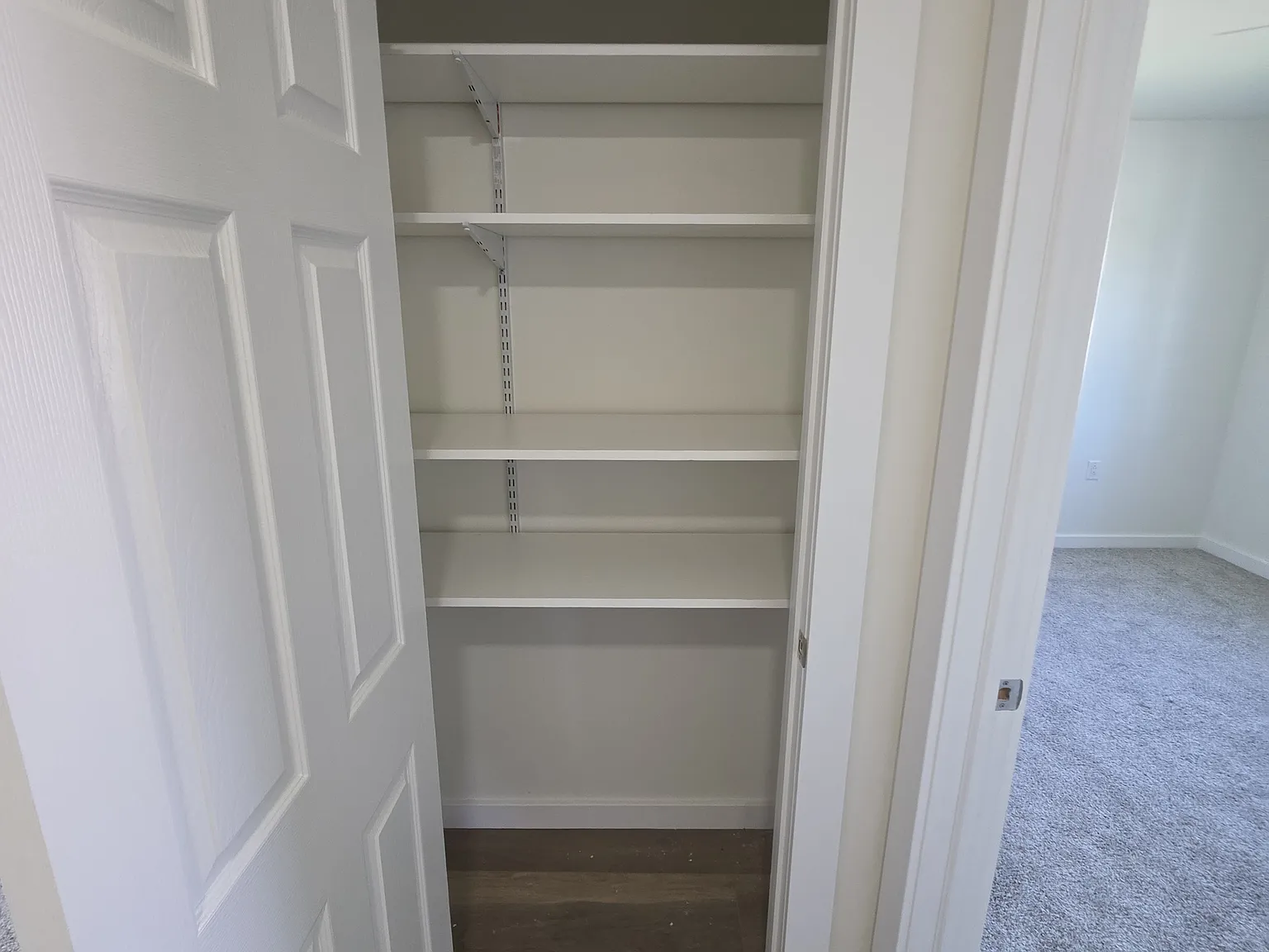 2 bed, 1200 sqft, $1,350 — Photo 3
