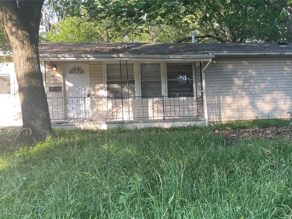 38 Westdell Dr, Saint Louis, MO 63136