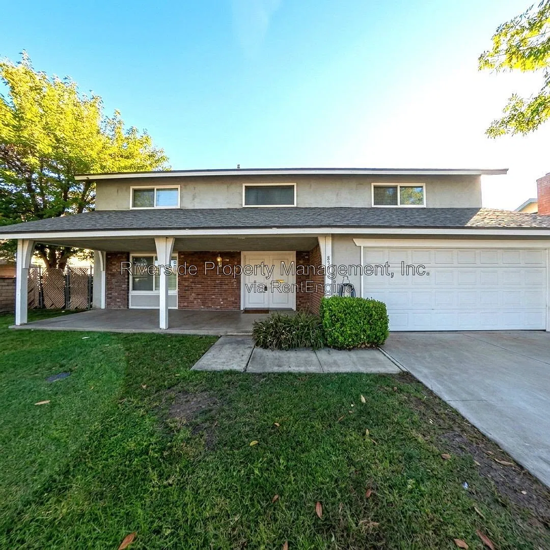 4 bed, 2.5 bath, 2202 sqft, $3,295 — Photo 3