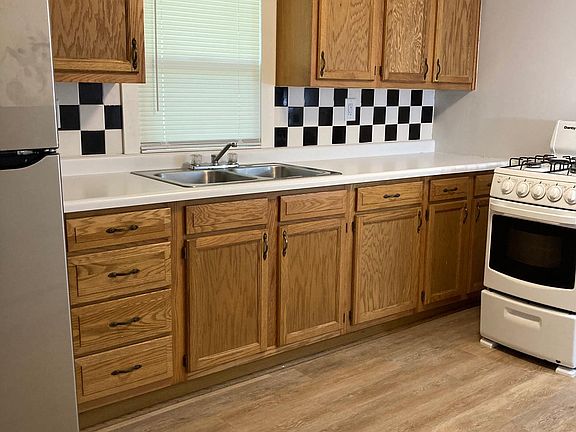 Lower level kitchen