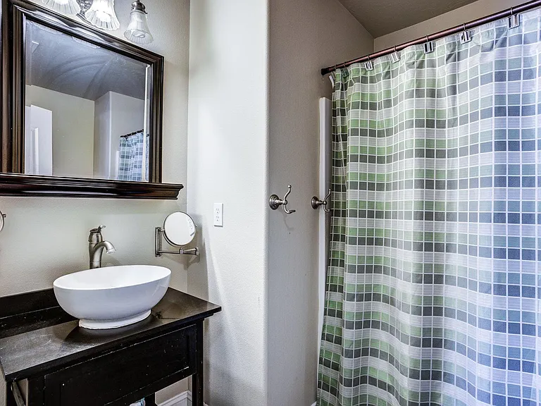 953 N Armstrong Dr — Photo 18