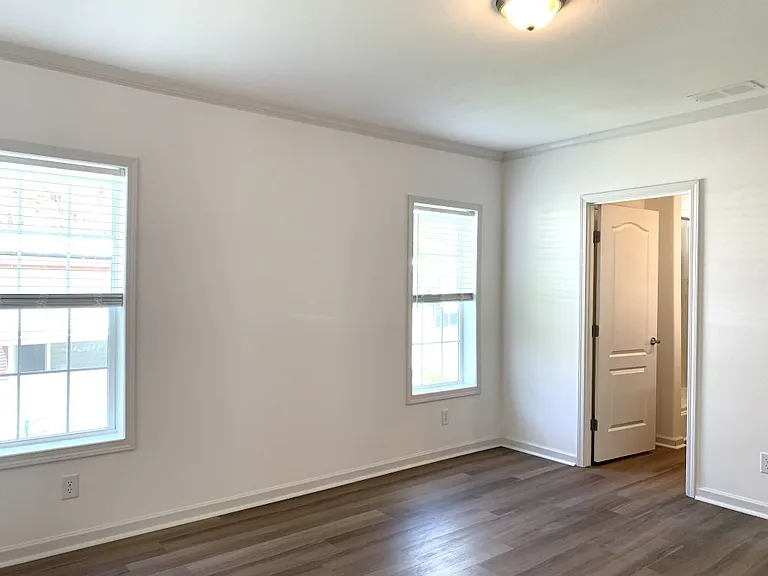 141 Millwood Rd #245 — Photo 14