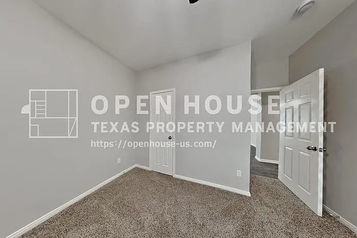 16510 Barker Ranch Ct — Photo 11