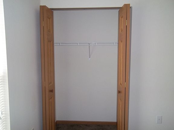 5th image of 1511 W Aspen Ln