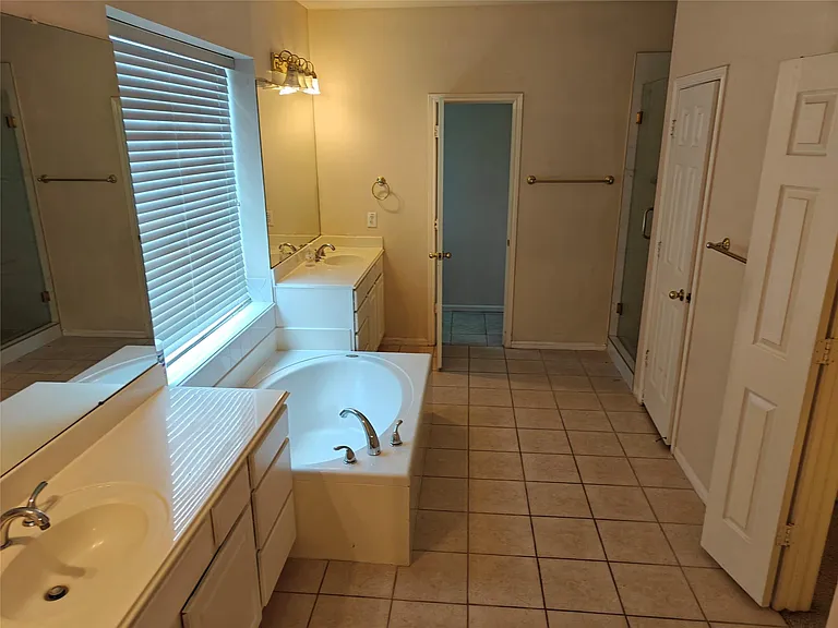 15319 Truslow Point Ln — Photo 23